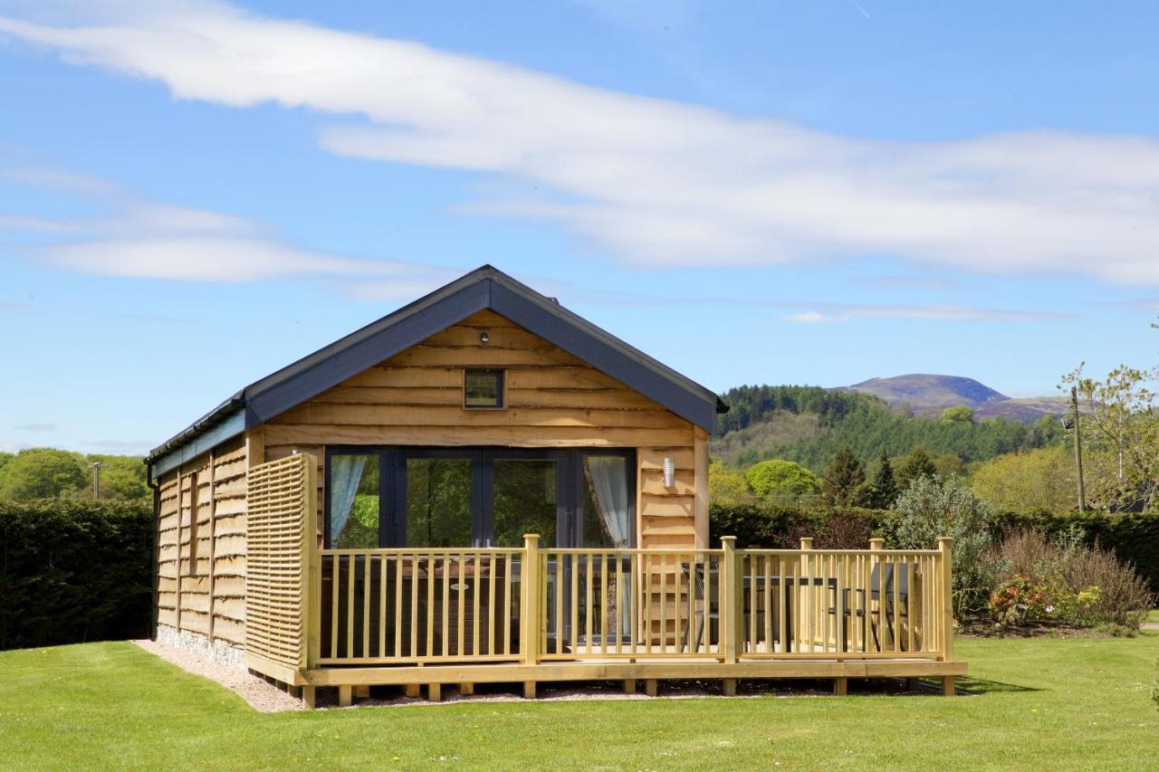 Braidhaugh Holiday Lodge And Glamping Park Crieff Exterior photo